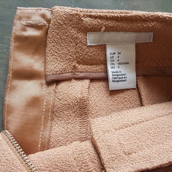 Staple! Tan high-waisted Skirt - Picture 4 of 5